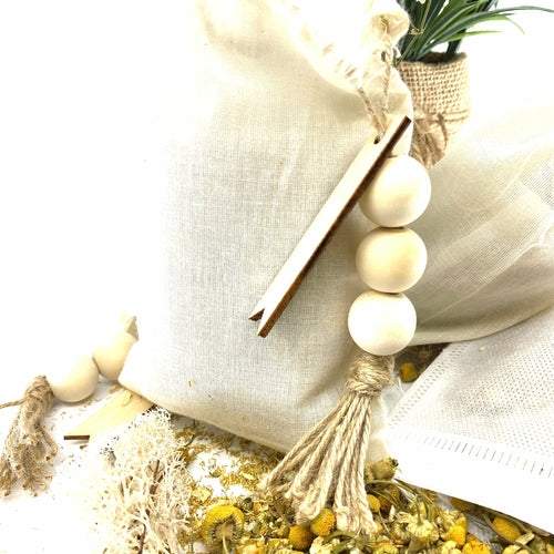 100% Naturally Dried Chamomile Flowers, Jute & Wooden Beaded